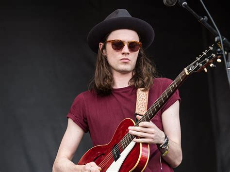 JAMES BAY .